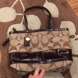 Used AUTHENTIC COACH BAG tan